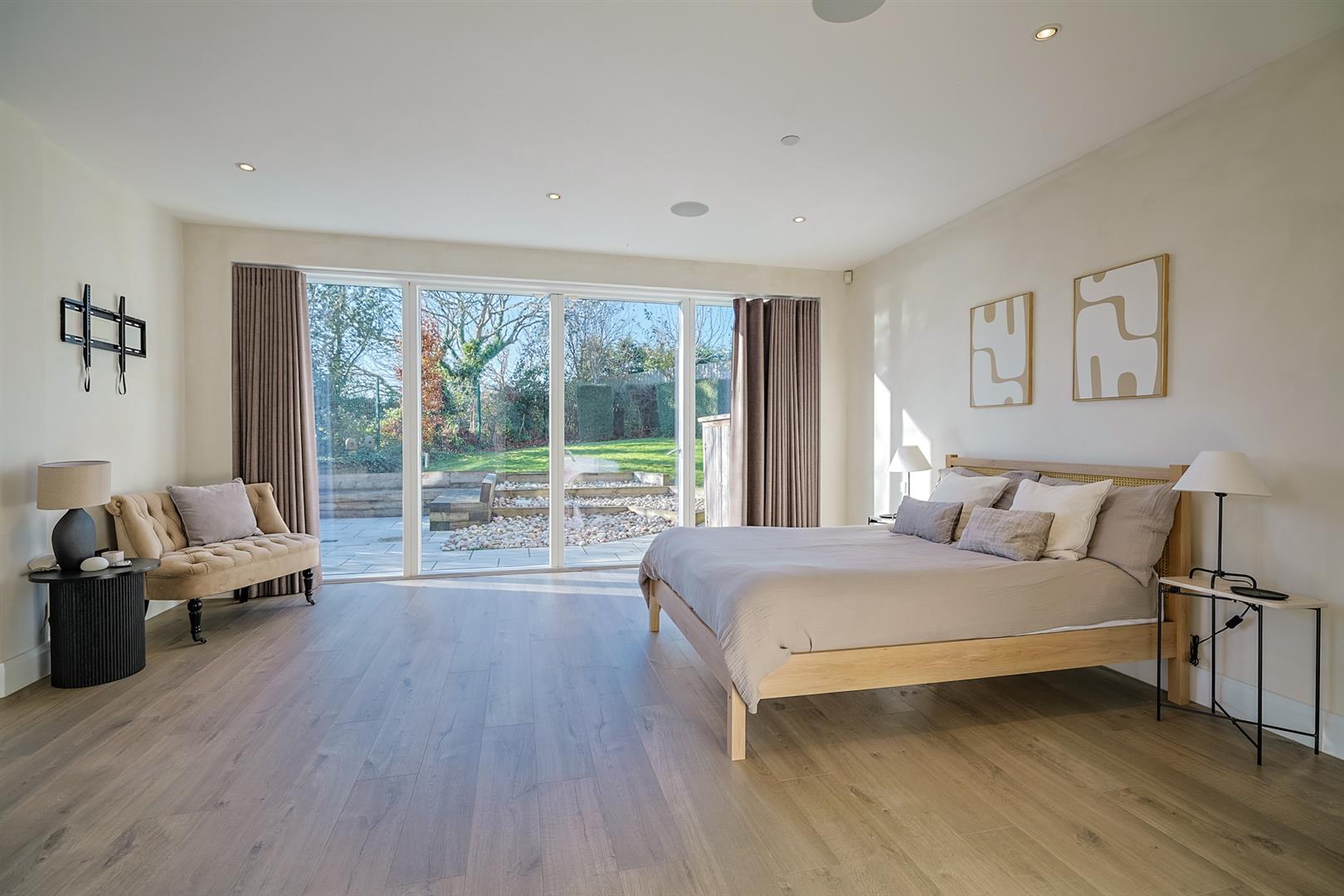 5 Westwinds, Langland, Swansea, SA3 4TA